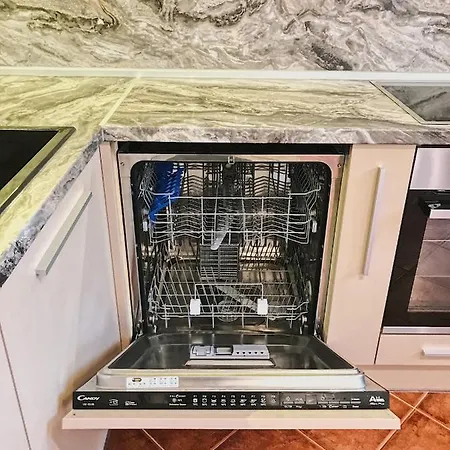 Spacious And Bright Maisonette Center ヴァルナ