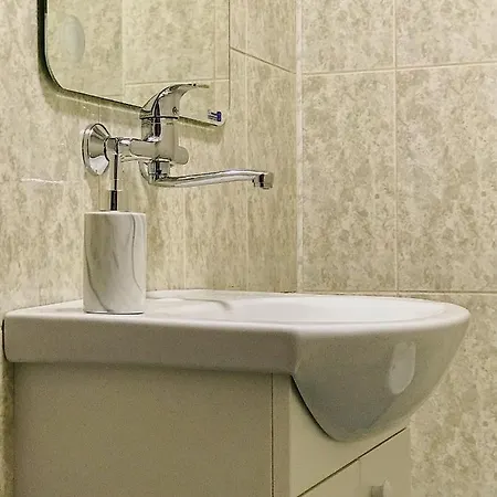 Spacious And Bright Maisonette Center ヴァルナ