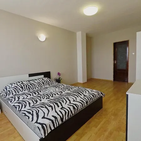 アパート Spacious And Bright Maisonette Center *