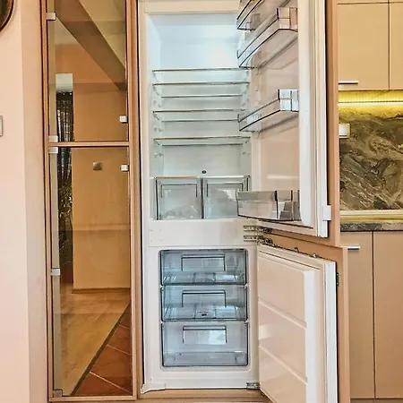 Spacious And Bright Maisonette Center アパート ヴァルナ