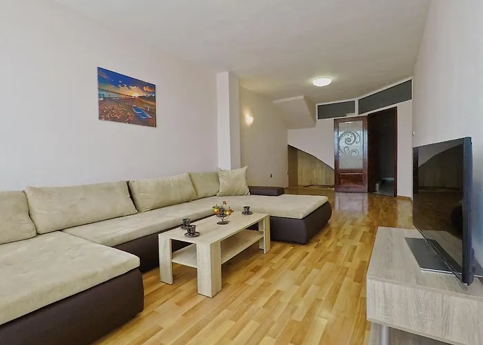 Appartement Spacious&bright Maisonette Center *