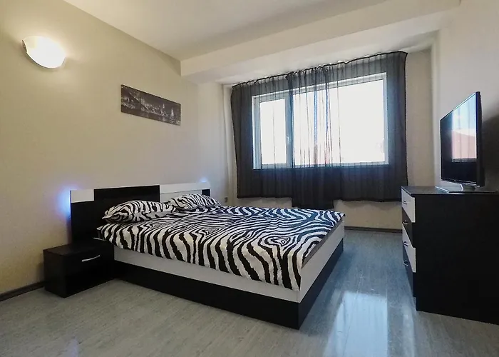 Spacious&bright Maisonette Center Appartement Varna