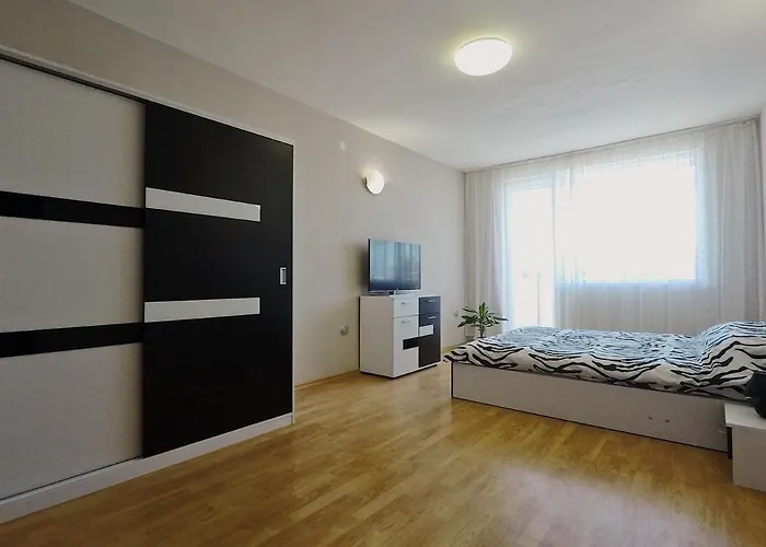 Spacious&bright Maisonette Center Appartement *